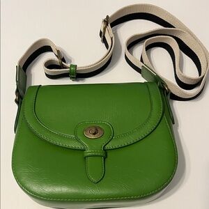 Universal Thread Vibrant Green Crossbody Bag